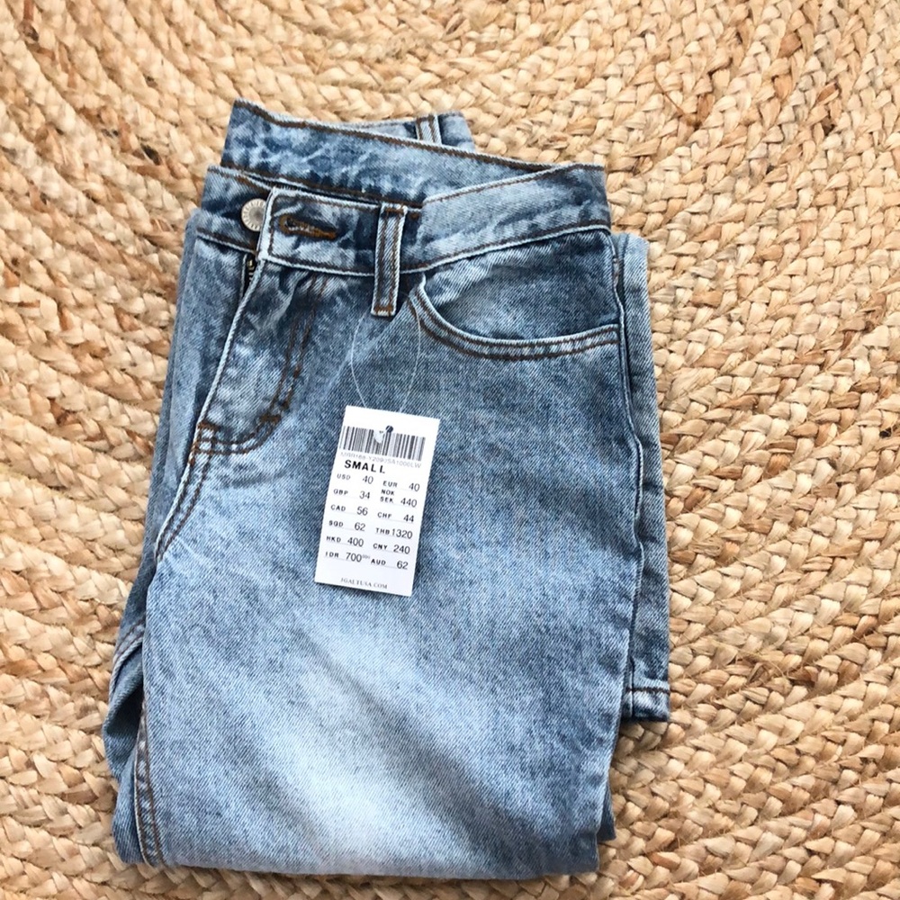 Jeans - Picture 2 of 2